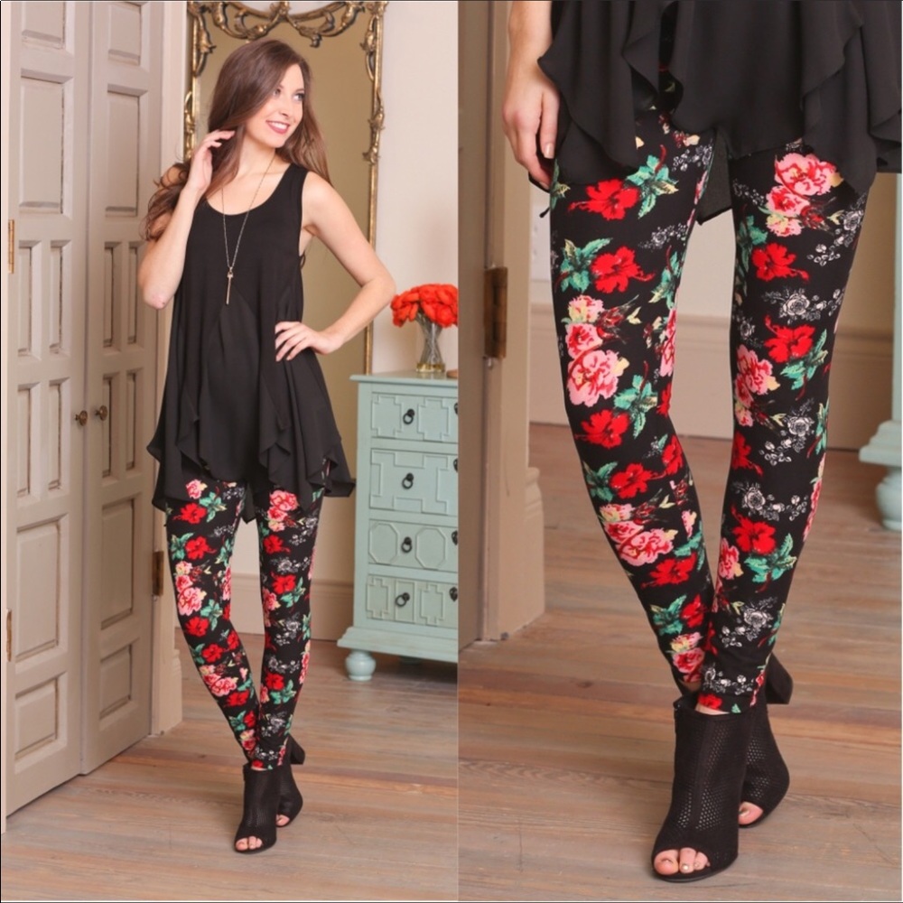 💦 New Tropical Floral Print Leggings